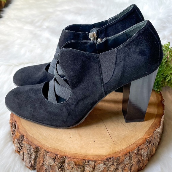 Donald J. Pliner Celia Black Suede Bootie High Heel Boots - Picture 5 of 9